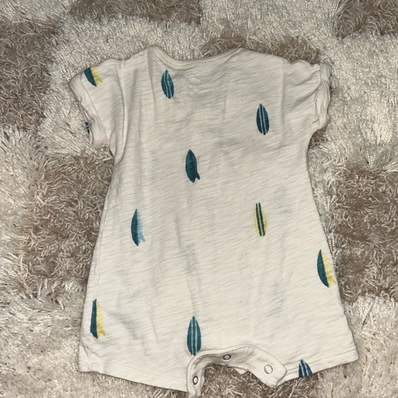 Romper - Picture 2 of 3